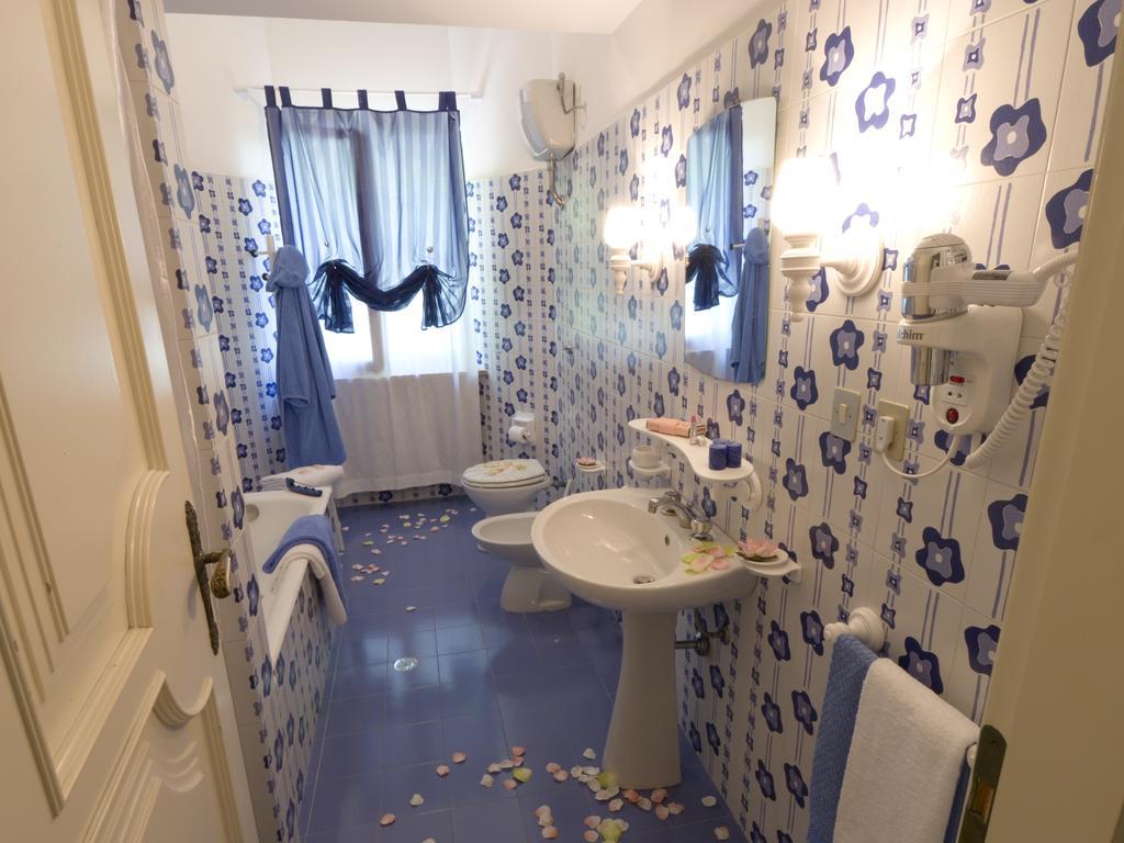 Affittacamere Villa Gigli 锡罗洛 外观 照片